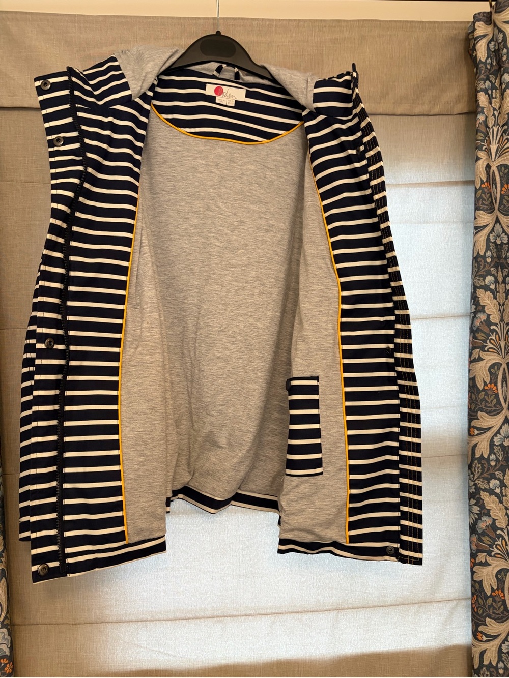 Boden Riley Waterproof Jacket - Picture 10 of 12